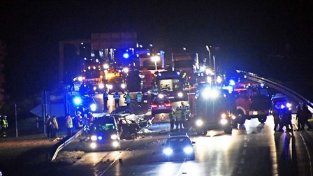 Sute de salvatori au fost chemați la locul accidentului. Foto: Merkur / Thomas Gaulke