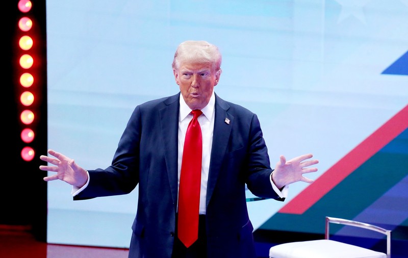 Donald Trump critică filmul The Apprentice, în care este portretizat de românul Sebastian Stan: „Un film fals și fără clasă” VIDEO