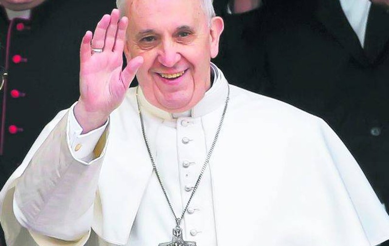 Papa Francisc LE ÎNCURAJEAZĂ PE CĂLUGĂRIŢE SĂ FIE MAME, nu fete bătrâne