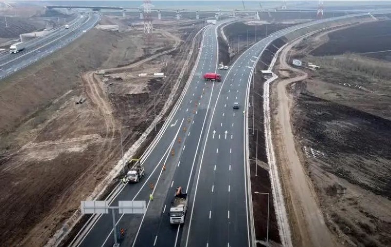 Episodul surpării de pe A10 Sebeș-Turda: CNAIR anunță reparații cu trafic mutat pe DN1, iar Pro Infrastructură cere devierea pe celălalt sens: „Nu ne riscați viața!”