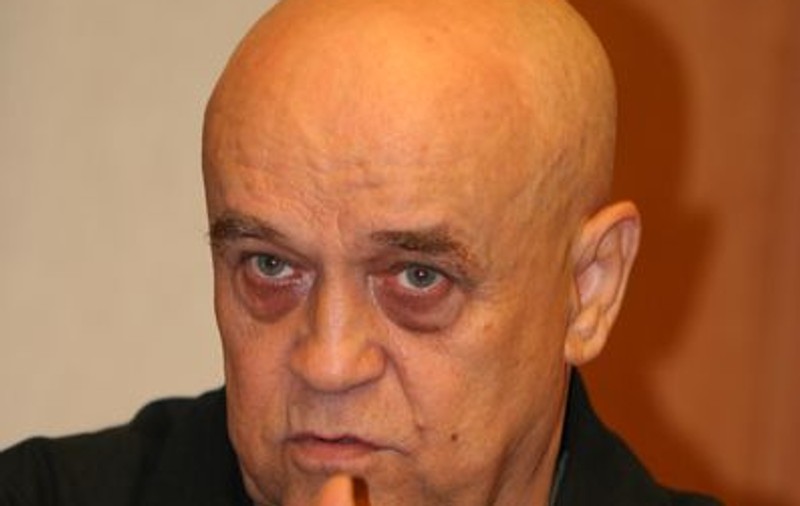 La mulţi ani, Benone Sinulescu!