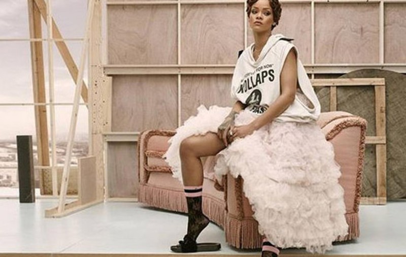 Rihanna și-a lansat o colecție de… șosete