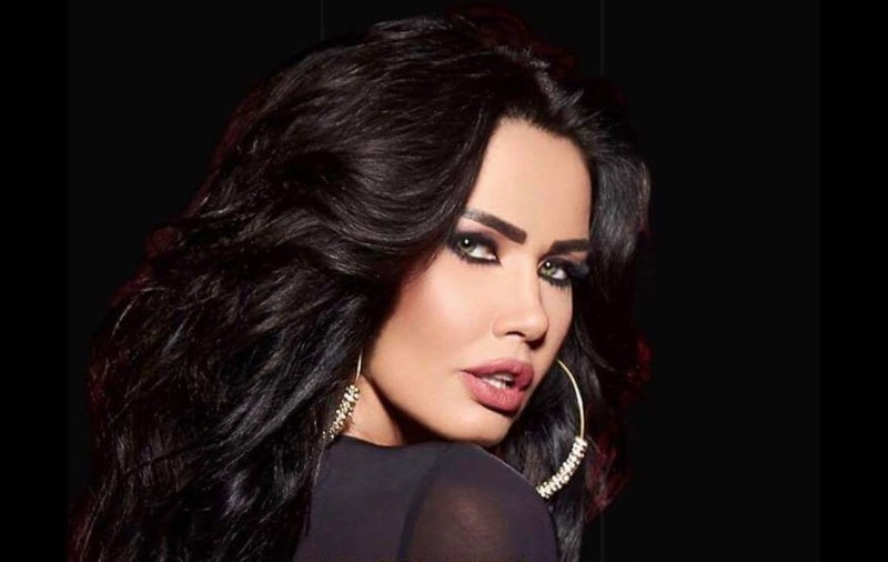 Oana Zăvoranu, în atenția fanilor, după ce s-a pozat în dormitor: „Cine e în poză? Daniela Crudu?”