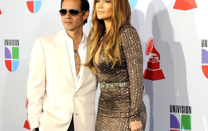 Jennifer Lopez: "Bebeluşul cu numărul trei ar fi o binecuvântare. Eu şi Marc ne distrăm încercând"