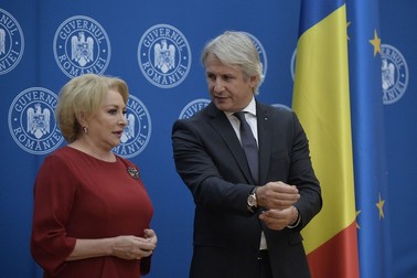 Eugen Teodorovici și Viorica Dăncilă, 12 noiembrie 2018 | Foto: HEPTA