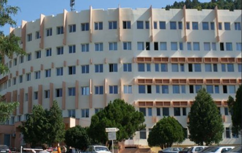 O directoare a spitalului de urgență din Piatra Neamț, ucisă de soțul ei. Gestul șocant făcut de bărbat după ce a înjunghiat-o