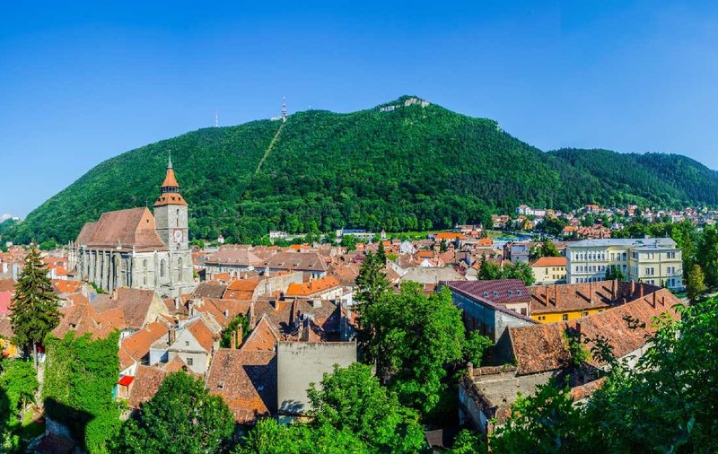 Se scumpesc și parcările din Brașov, după ce au crescut taxele turistice și impozitele