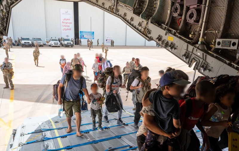 Criza din Sudan: SUA și-au evacuat personalul diplomatic, Franța desfășoară o operațiune similară „pentru europeni și aliați”