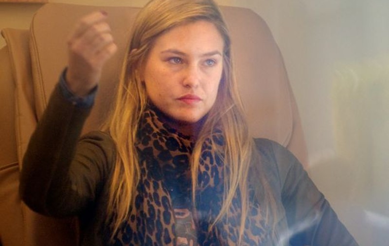 Bar Refaeli, nemachiată și fără Photoshop. Îți place cum arată? | FOTO