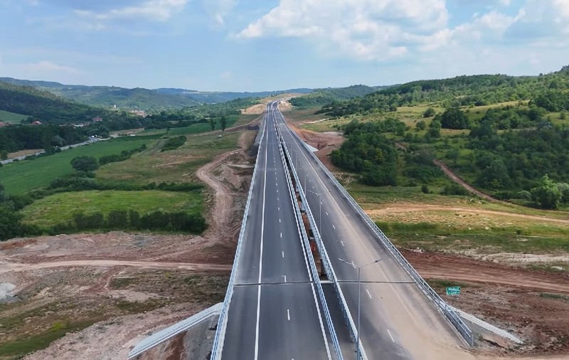 Lotul Poarta Sălajului - Zimbor din Autostrada Transilvania A3 se deschide pe 10 august: Anunțul făcut de Radu Miruță, după discuțiile cu Dorinel Umbrărescu și CNAIR