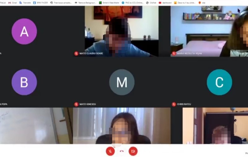 Cursurile online ale unei școli din Alexandria, întrerupte de “Clanul Leilor”. Profesorul și elevii au fost înjurați minute în șir