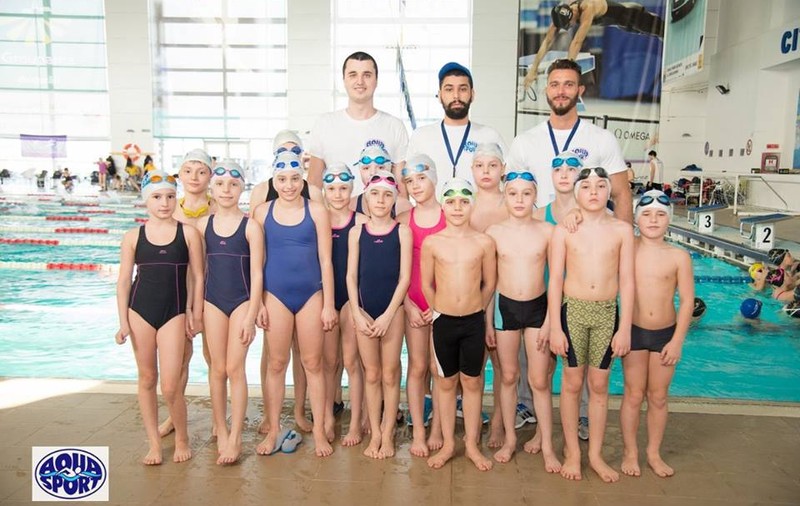 Se apropie Campionatele Naționale de înot pentru copii