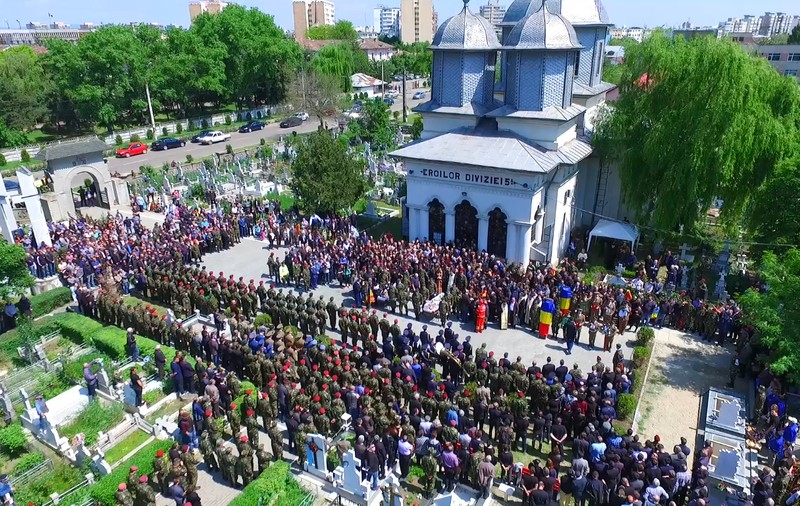 Eroii căzuți în Afganistan au fost înmormântați azi la Buzău