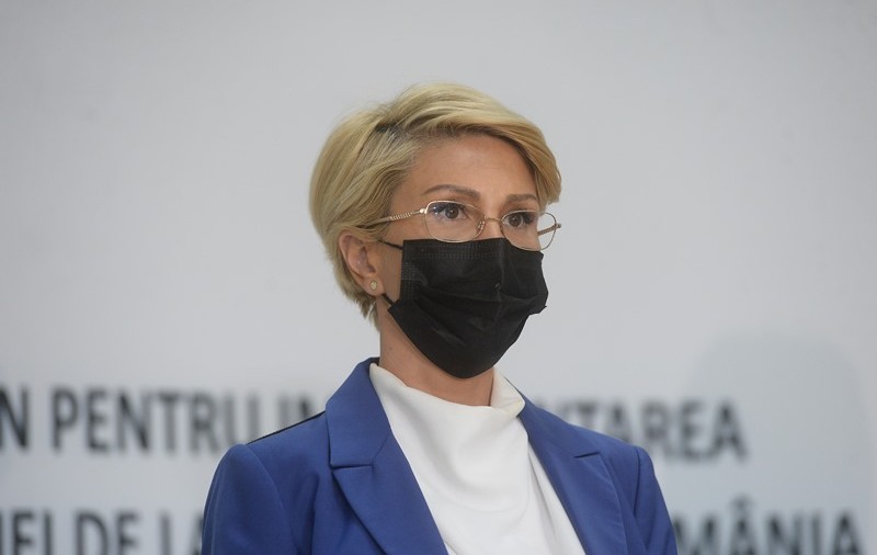 Raluca Turcan: „PNL trebuie să rămână unit, cine nu are curaj să rămână să lupte este liber să plece”