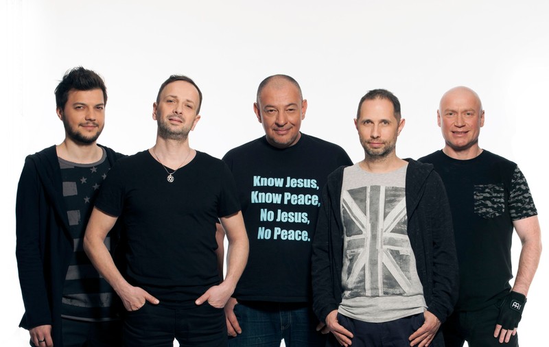 PREMIERĂ LIBERTATEA.RO | Proconsul lansează un nou videoclip, alături de Ştefan Bănică şi Andra: “Aici cu mine”!