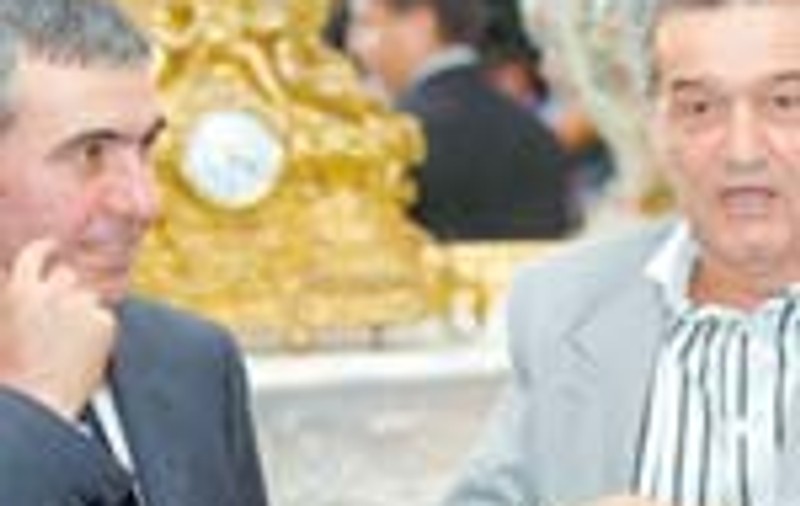 Gigi si Hagi, iar la cutite 