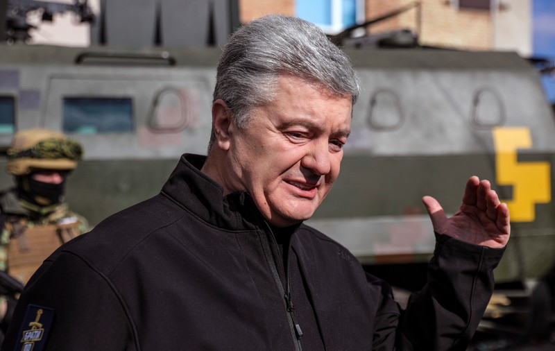 Fostul președinte ucrainean Poroşenko vrea ca Joe Biden să viziteze Ucraina cât timp se află în Europa săptămâna viitoare