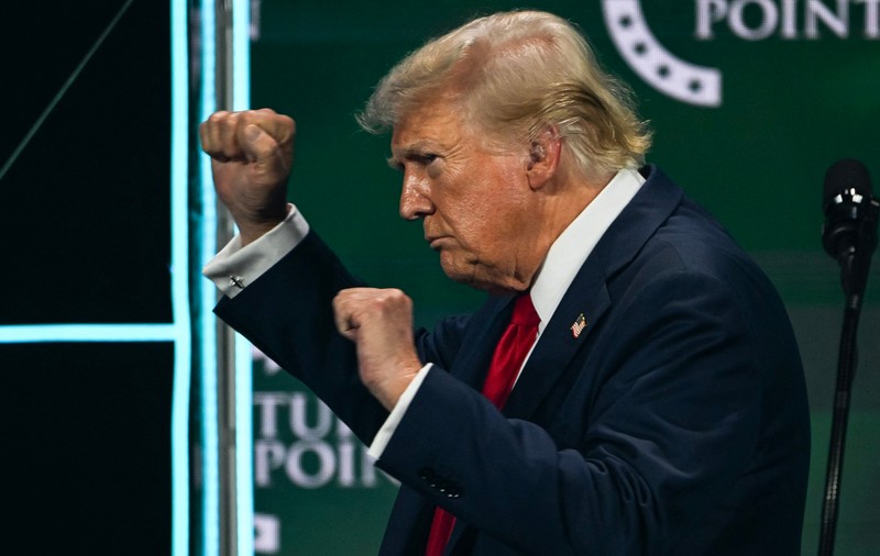 Donald Trump le spune unor simpatizanți că nu vor mai vota dacă va fi reales președinte: „Vom rezolva totul” | VIDEO