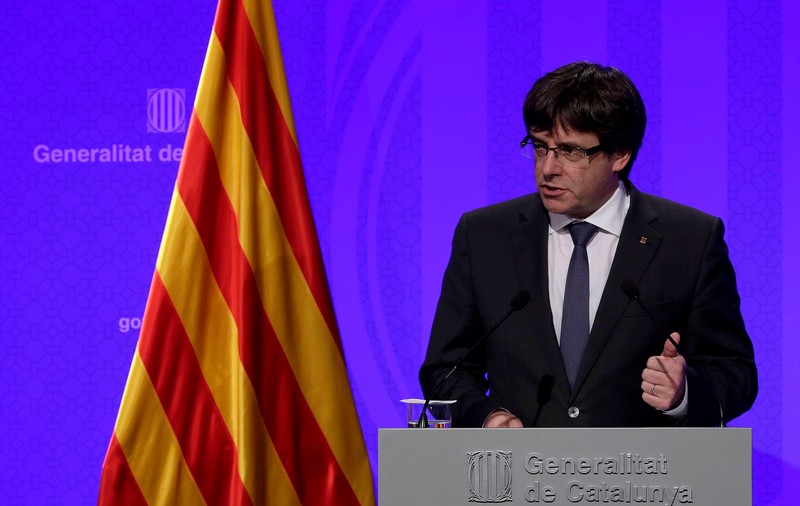 Criza din Spania se prelungește: Puigdemont a evitat un răspuns clar asupra independenței. El a cerut negocieri cu Madrid
