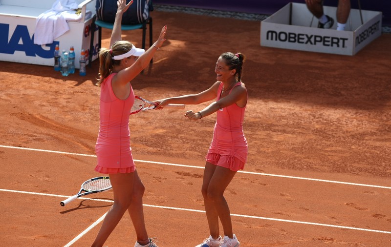 Alexandra Cadanţu şi Cristina Dinu au câştigat turneul de la Joue-Les-Tours