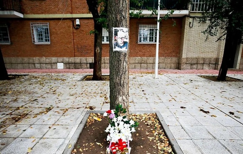 Tânăr român ucis cu maceta, după ce i-a dat criminalului 10 euro, toți banii pe care-i avea la el, în Spania