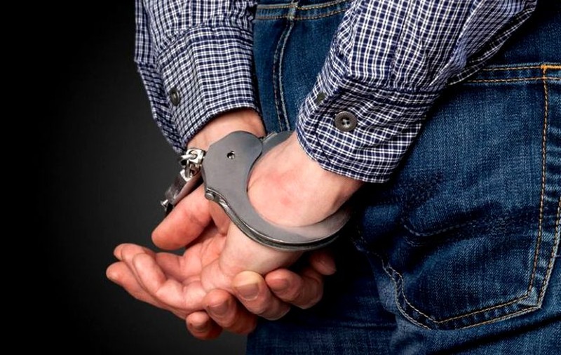 Sute de indivizi urmăriți în toată lumea, găsiți în România. Infractorii și-au zis că țara noastră ar putea fi refugiul perfect