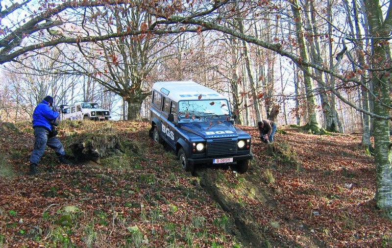 Duşi cu jeep-ul la dializă