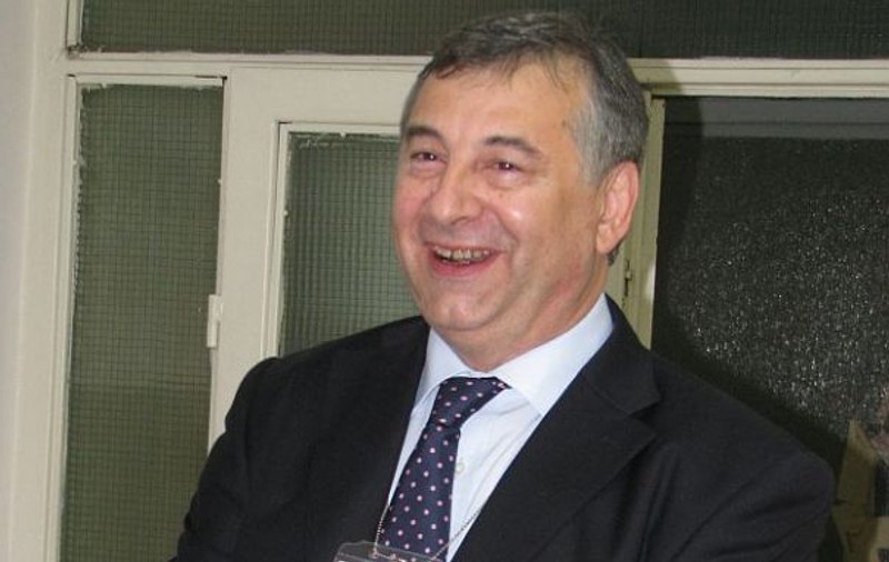 TELENOVELĂ LA IAŞI! Chemat în instanta pentru a recunoaşte un copil, un medic a cerut să fie audiată amanta sa!