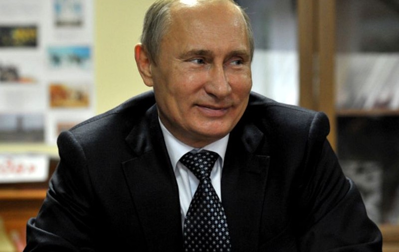 VIDEO | Cum a reușit o guvernatoare din Rusia să-l facă pe Vladimir Putin să râdă