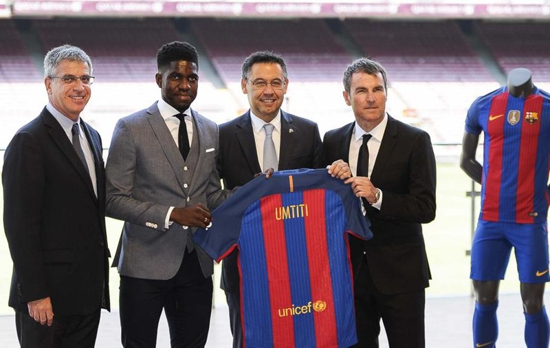 Umtiti, prezentat oficial la Barca: ”Am muncit din greu ca să ajung aici” | VIDEO