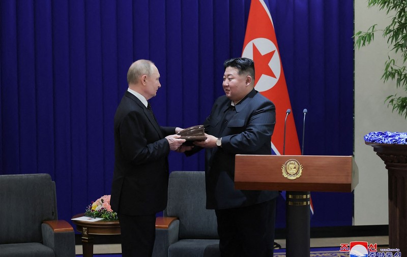 Coreea de Sud intenționează să trimită arme Ucrainei, ca răspuns la parteneriatul dintre Putin și Kim. Reacția președintelui rus