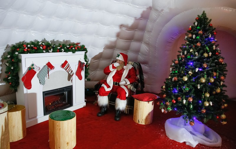 Cum vor arăta sărbătorile de iarnă din acest an în satul natal al lui Moș Crăciun