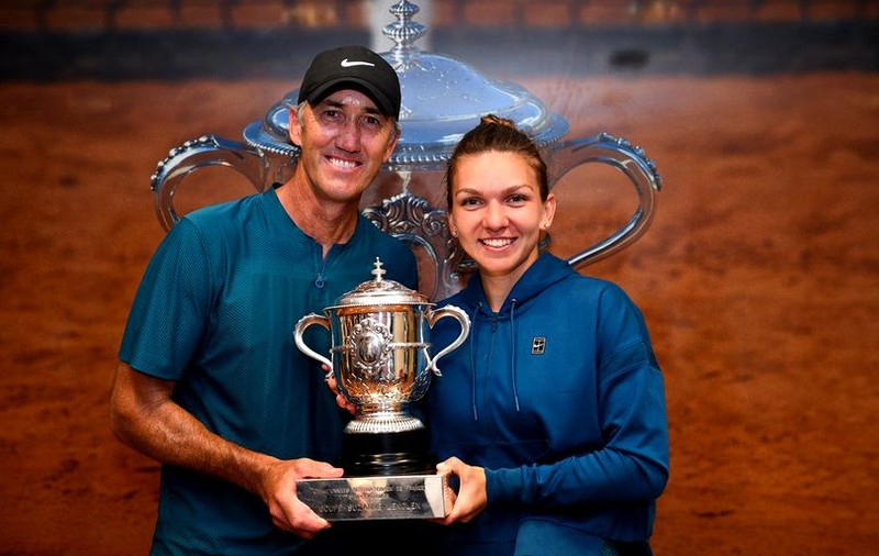 Cahill, premiul de excelență al federației australiene pentru rezultatele avute cu Simona Halep