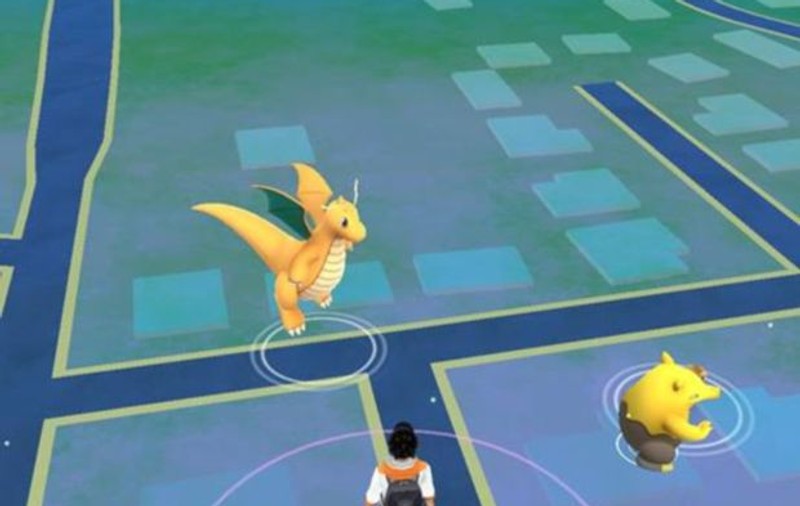 Goana după pokemoni provoacă dureri de spate
