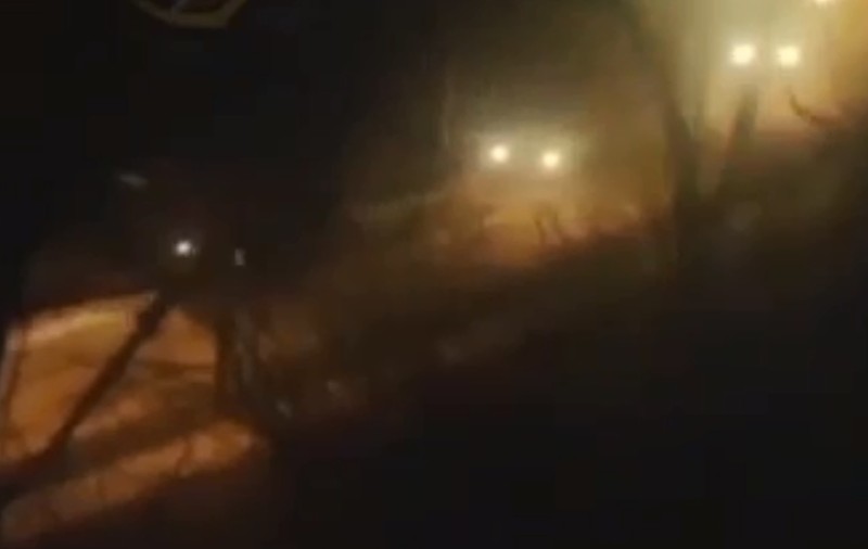 Coloane de tancuri și vehicule blindate, filmate în apropiere de Donețk. „La al 100-lea vehicul am pierdut numărătoarea”