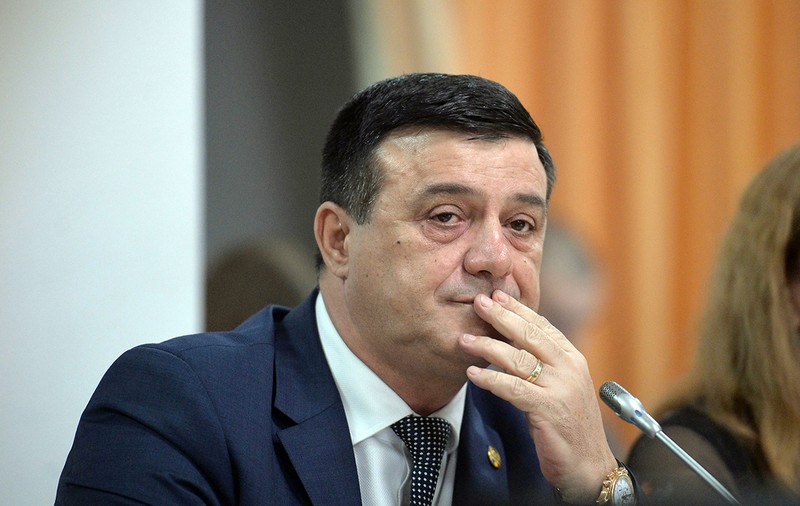Niculae Bădălău anunță moțiune de cenzură a PSD. Teodorovici este mai reținut: ”Nu trebuie să ne jucăm cu aceste instrumente”