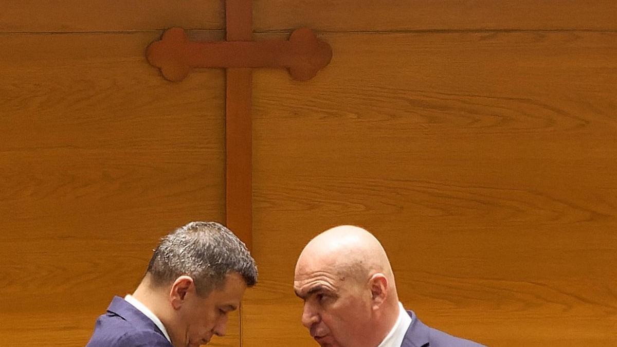 Discuție aprinsă în Parlamentul României între Sorin Grindeanu și Ilie Bolojan, 1 septembrie 2025