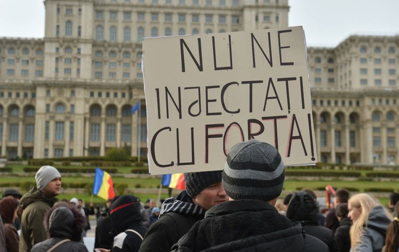 Trăim în lumea pe care o vor antivacciniștii. E înfricoșător