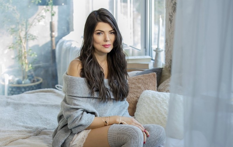 Paula Seling și-a lăsat fetița la fostul soț și a plecat în Canada. Ce pregătește artista înainte de sărbători. „E mare deja și înțelege”