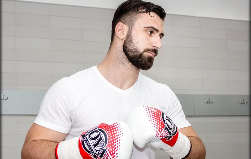 Kickboxing la Ploiești, 17 iunie, stadionul ”Ilie Oană”. Mister KO luptă cu Ivan cel Groaznic