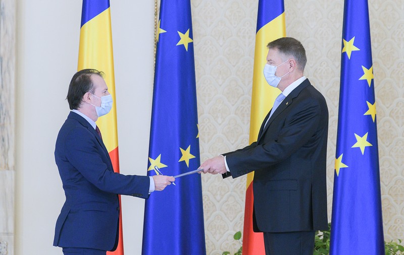 Guvernul Cîțu a trecut de votul Parlamentului. Miniștrii au depus jurământul la Palatul Cotroceni. Iohannis: "La treabă!"