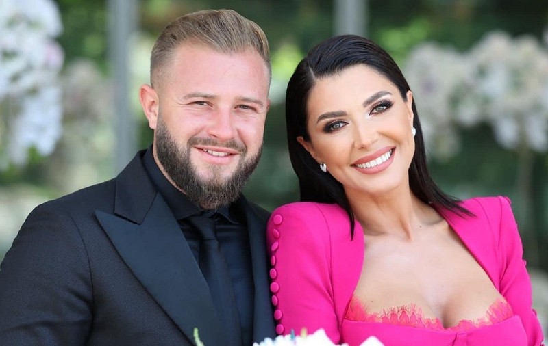 Mesajul Ilincăi Vandici pentru soț, după ce și-a primit cadoul de Valentine’s Day. „Nu avem nevoie de o anumită dată pentru a ne iubi”