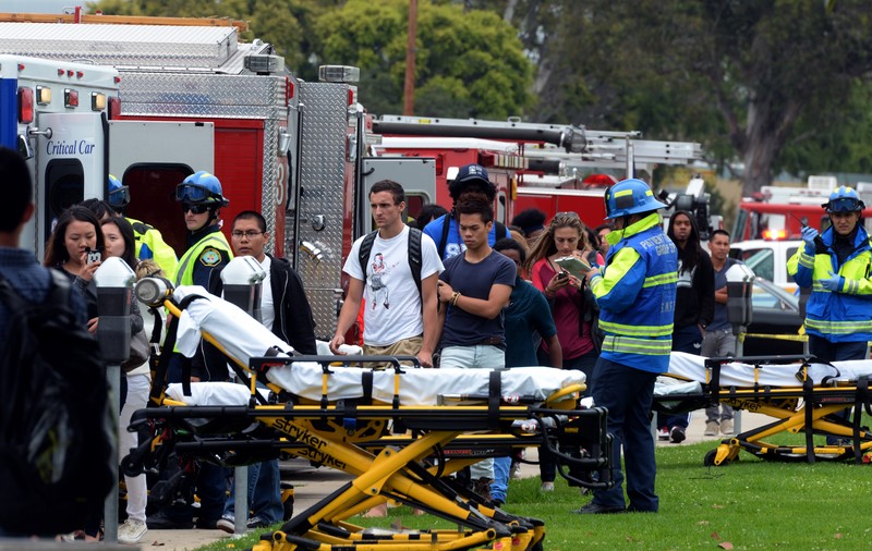 7 morţi, în urma unui atac armat, în campusul Universităţii Santa Barbara, din California