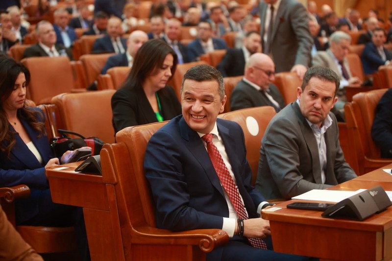 Sorin Grindeanu și Ciprian Șerban în Parlament FOTO Eli Driu