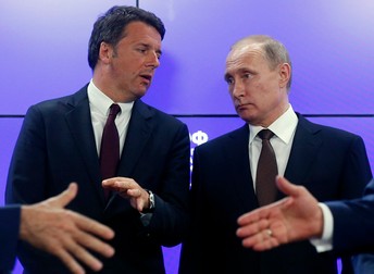 În urmă cu șase ani, la un forum economic în Rusia Foto: EPA