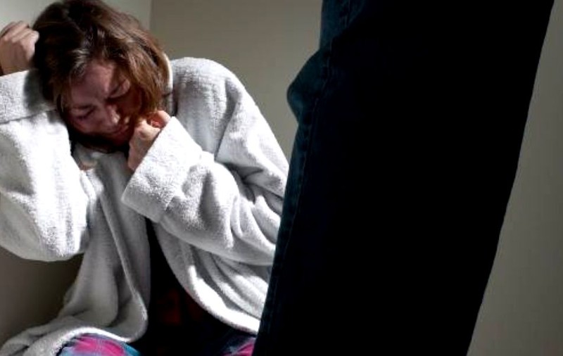 Recordul la femeile agresate de soți este în Vaslui. Bârlădencele, ”campioane” la ordine de protecție