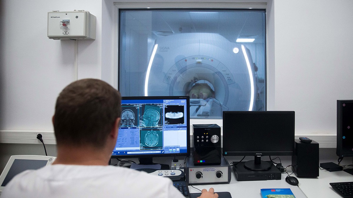 România împrumută 400 de milioane de euro de la Banca Mondială pentru contracararea efectelor pandemiei de coronavirus. Computer tomograf