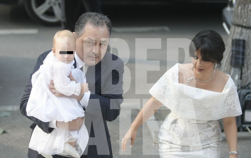 Vanghelie s-a înrudit cu avocatul care l-a scăpat de închisoare / FOTO