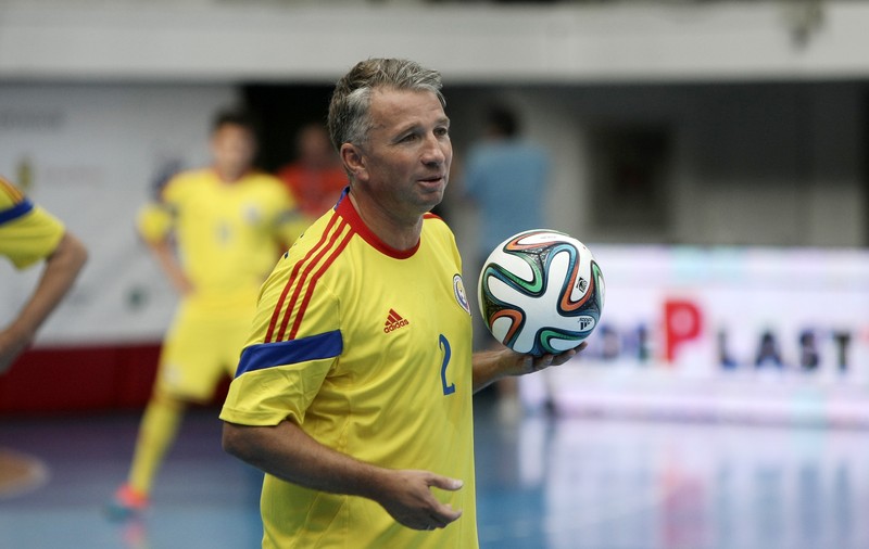 ”Bursucul” Petrescu, aproape să preia o echipă din Rusia!