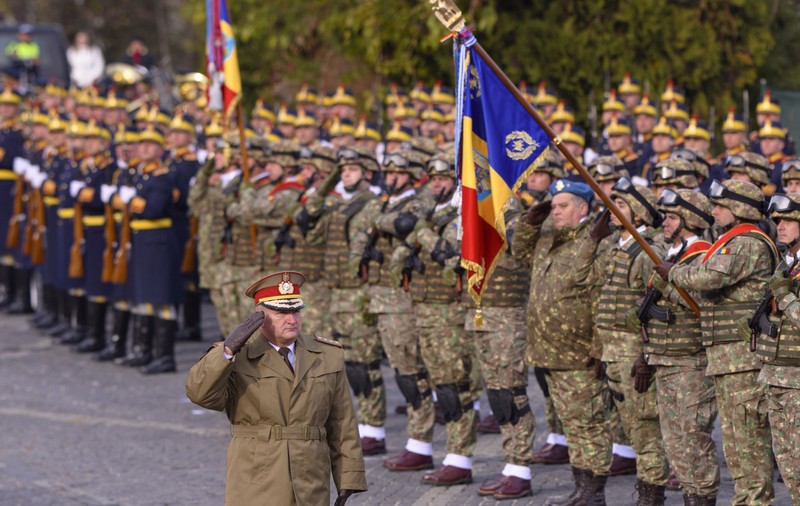Ministerul Apărării caută peste 5.000 de soldați și anunță că a scos posturile la concurs. Ce criterii trebuie îndeplinite